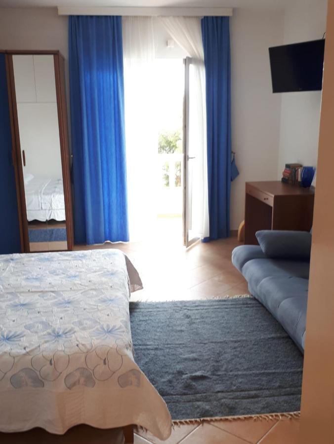 Villa Rosso Baška Voda Eksteriør bilde