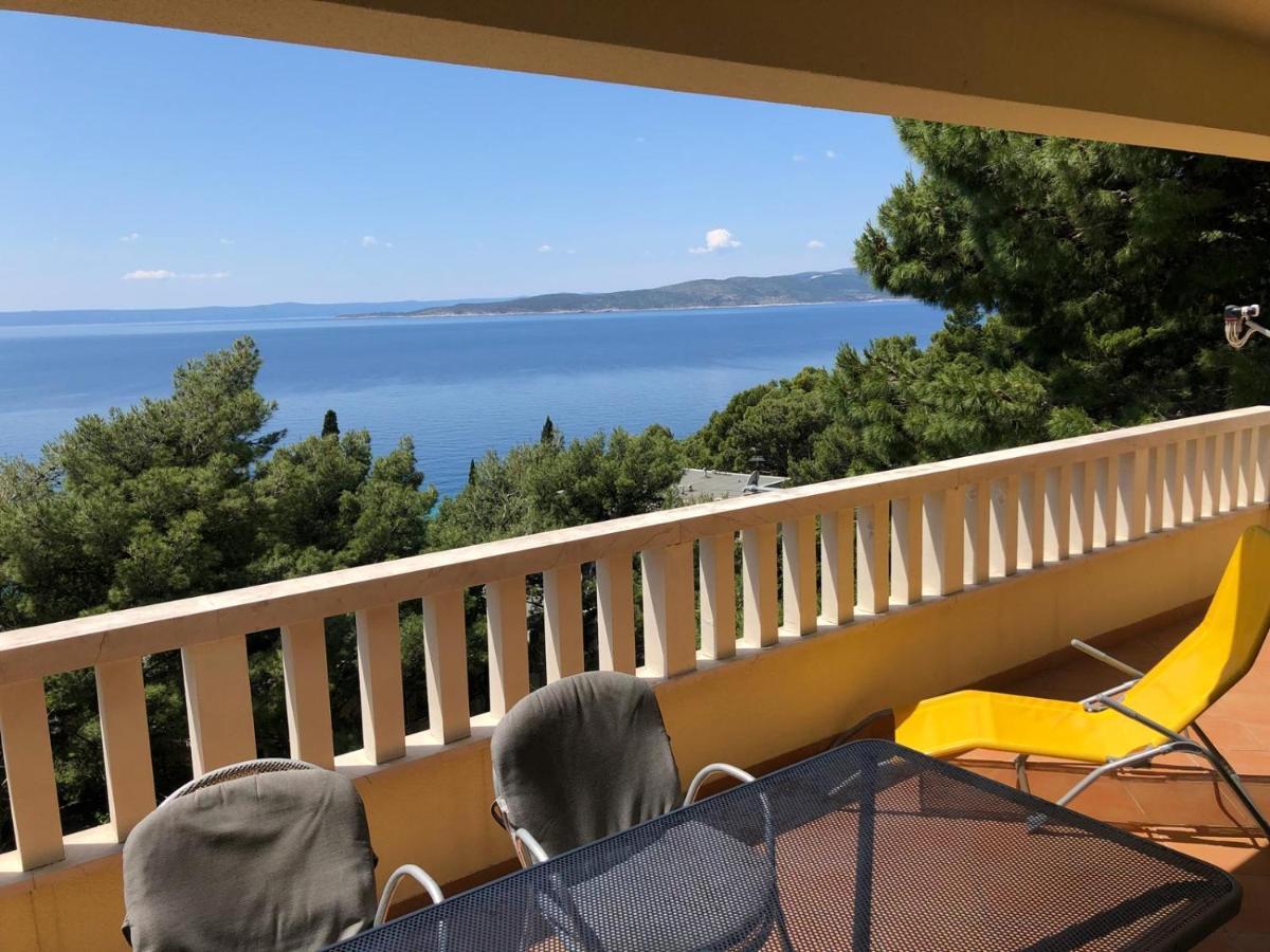 Villa Rosso Baška Voda Eksteriør bilde