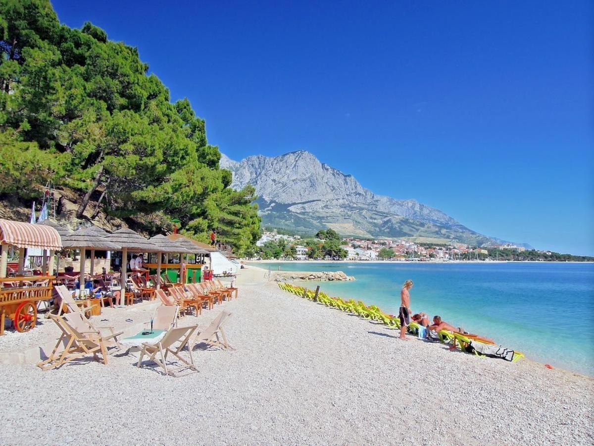 Villa Rosso Baška Voda Eksteriør bilde