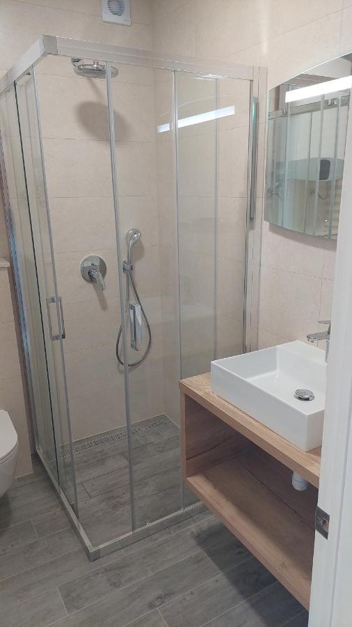 Villa Rosso Baška Voda Rom bilde