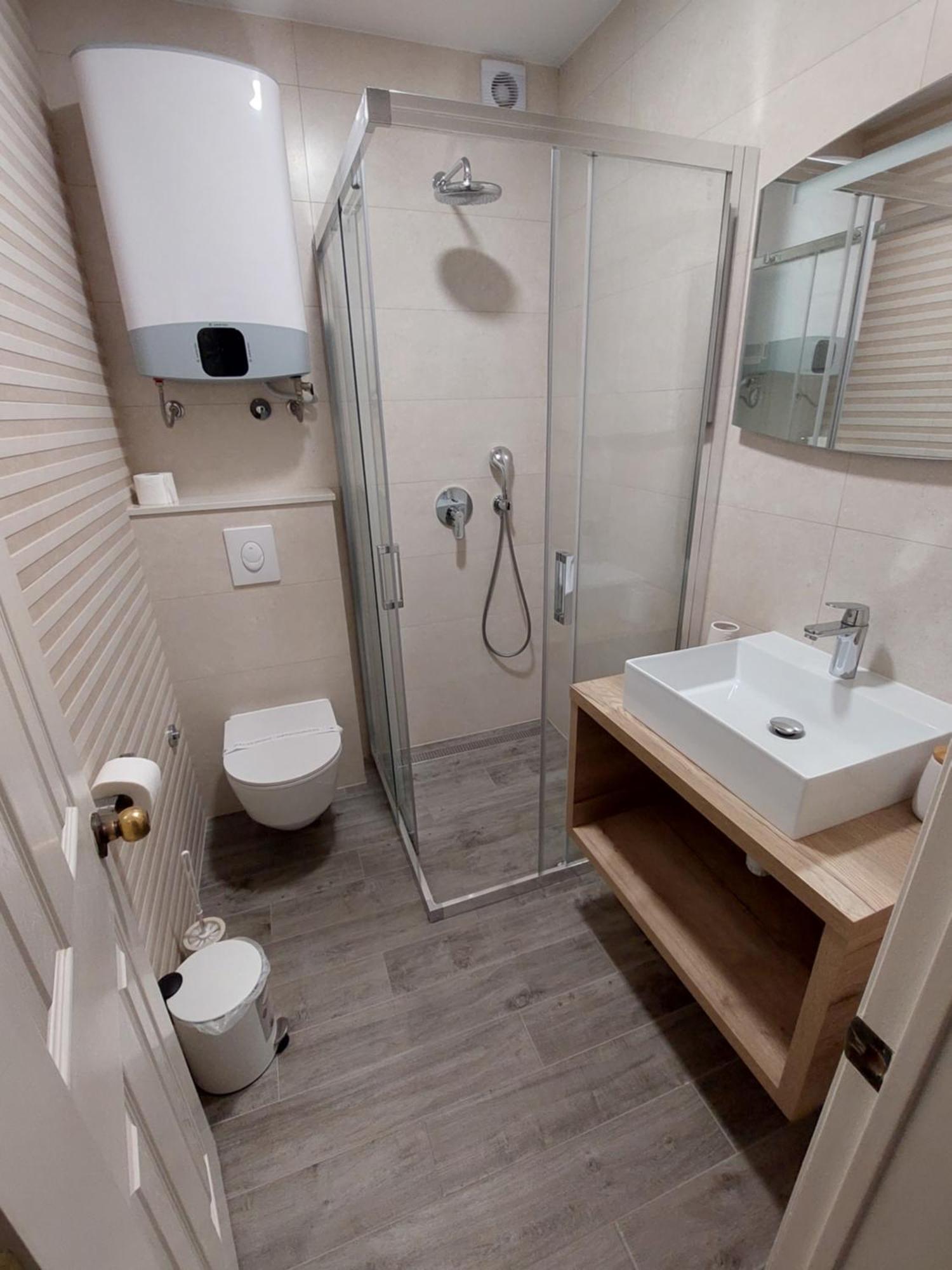 Villa Rosso Baška Voda Rom bilde